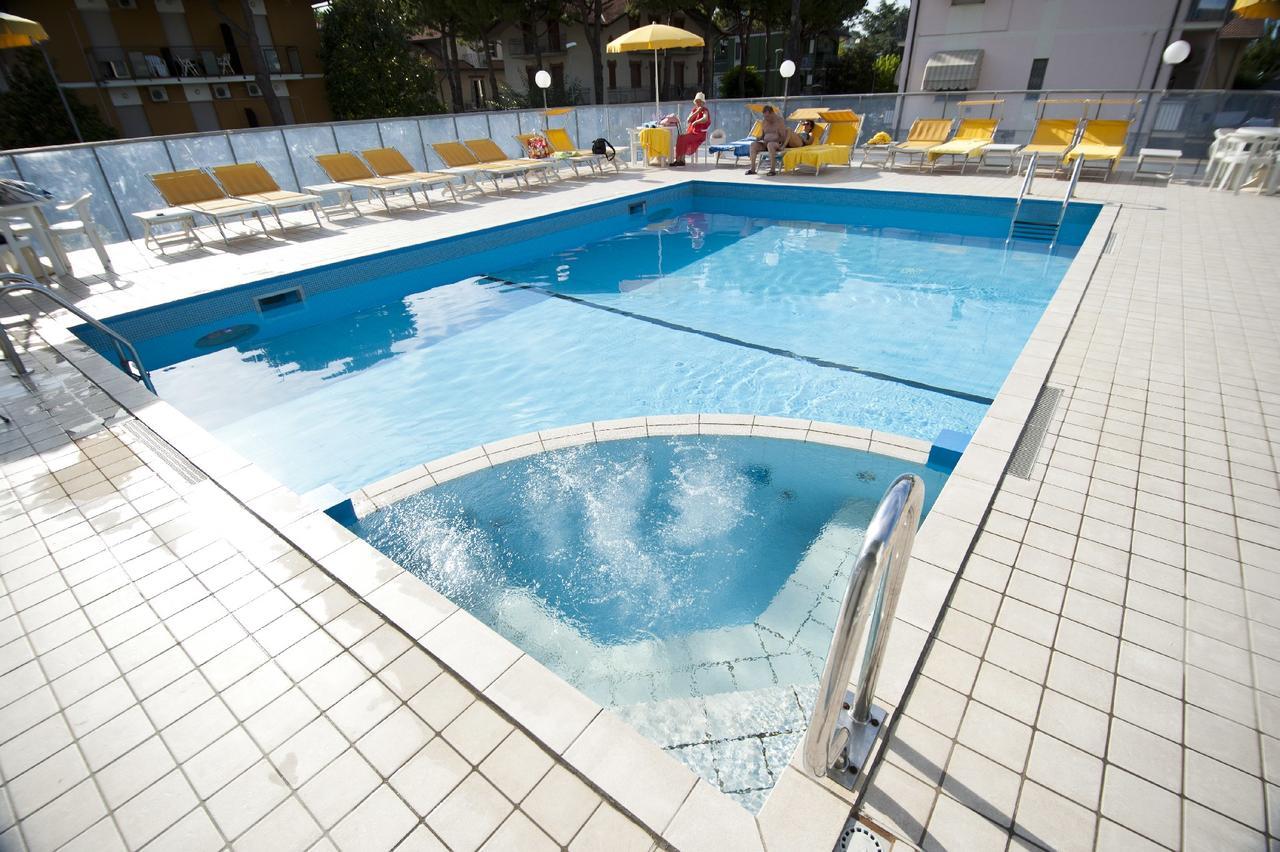 Hotel Giunchi Cervia Extérieur photo